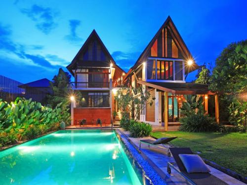 โรงแรมยูเดีย ออน เดอะ ริเวอร์ (Iudia On the River Hotel)